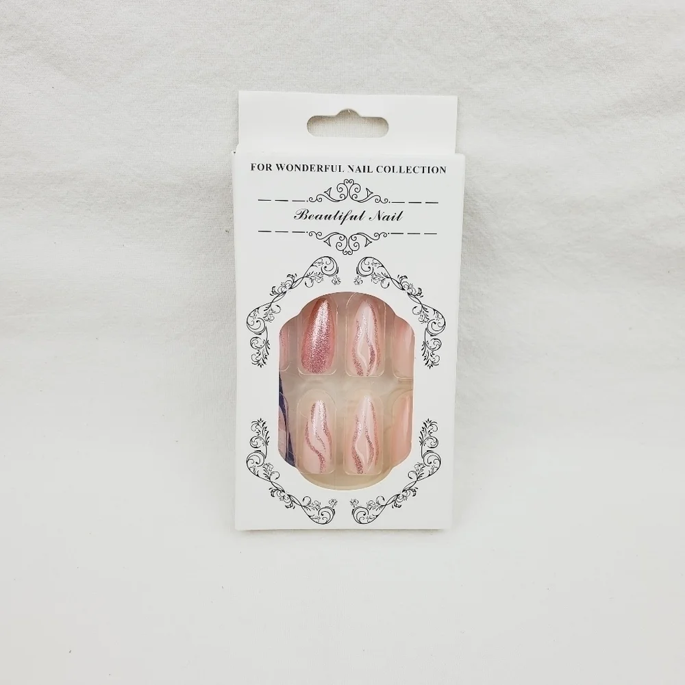 24 Pieces Fake Press On Nails